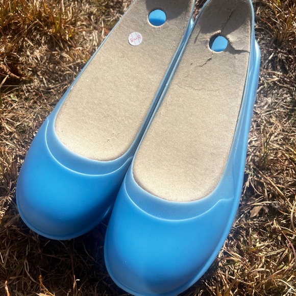 NEW UGG size 14 UGGGuard ONLY Rubber Guard Shoes Ice Blue - Picture 7 of 11